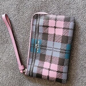 Coach wristlet in pretty purple, blue & black plaid, purple interior...gorgeous